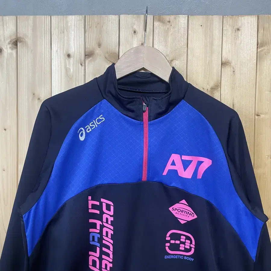 asics A77 Long sleeve