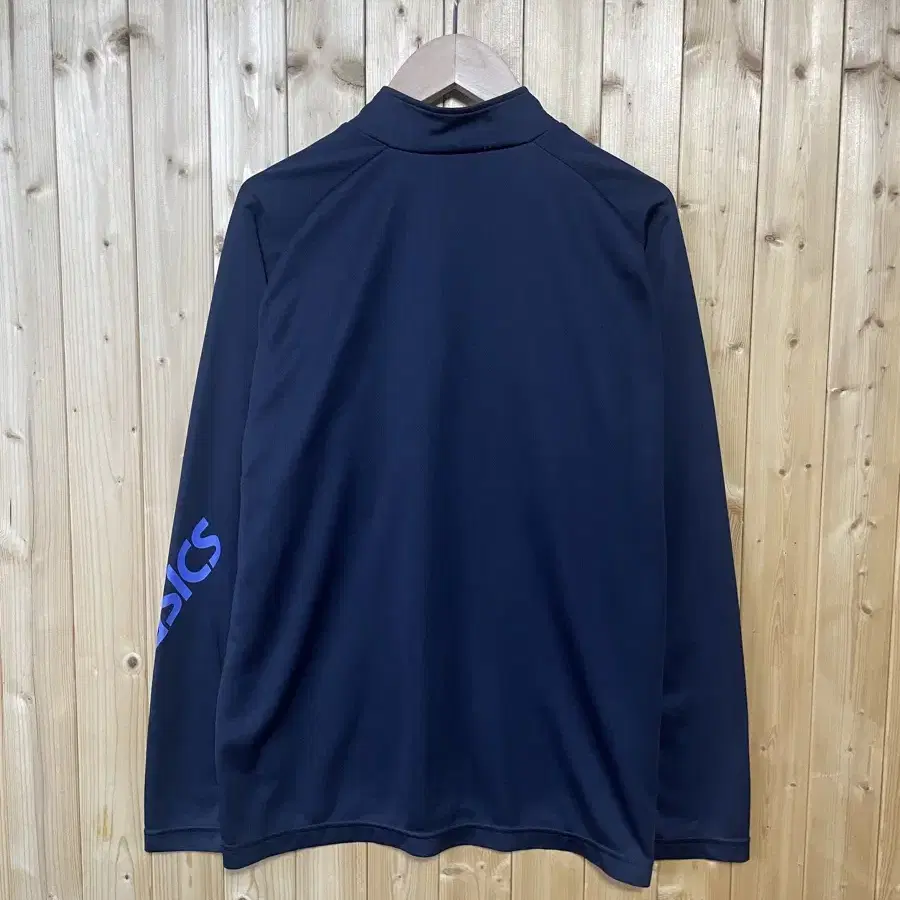 asics A77 Long sleeve