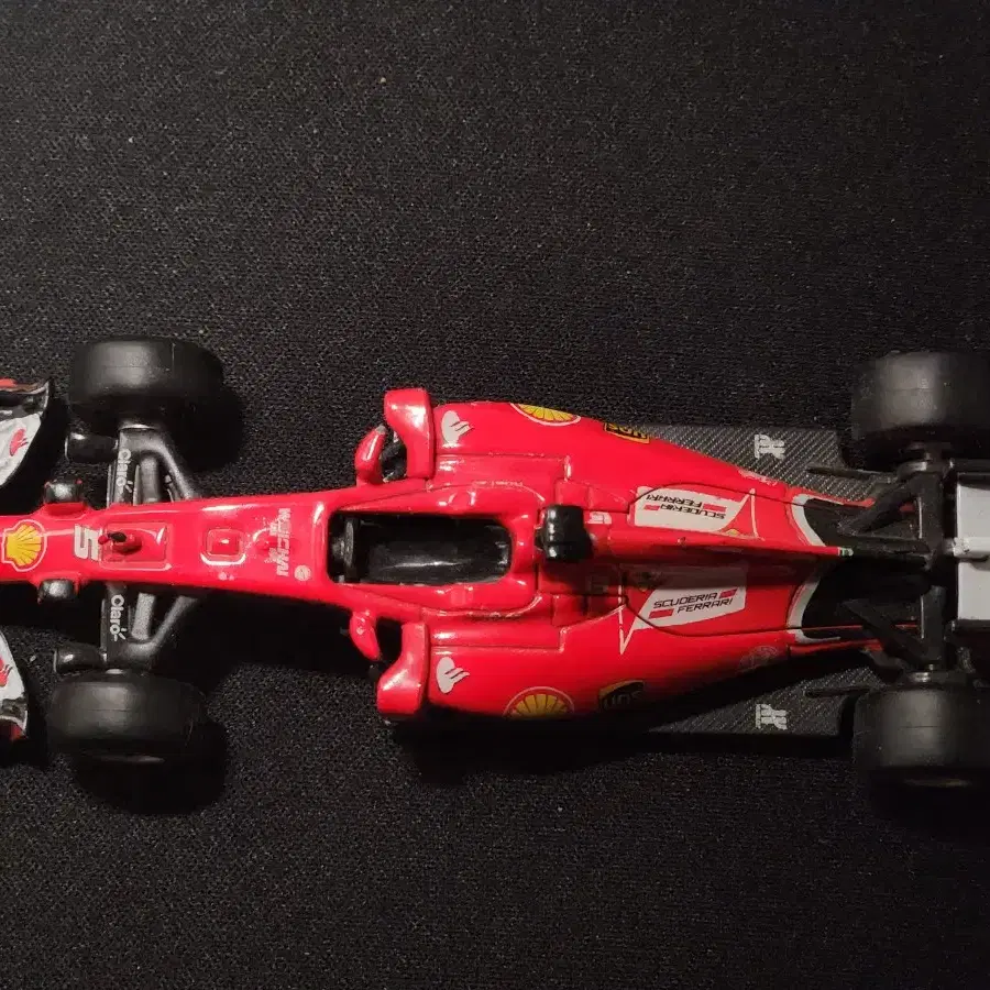 FEARRARI SF15-T (1:43)