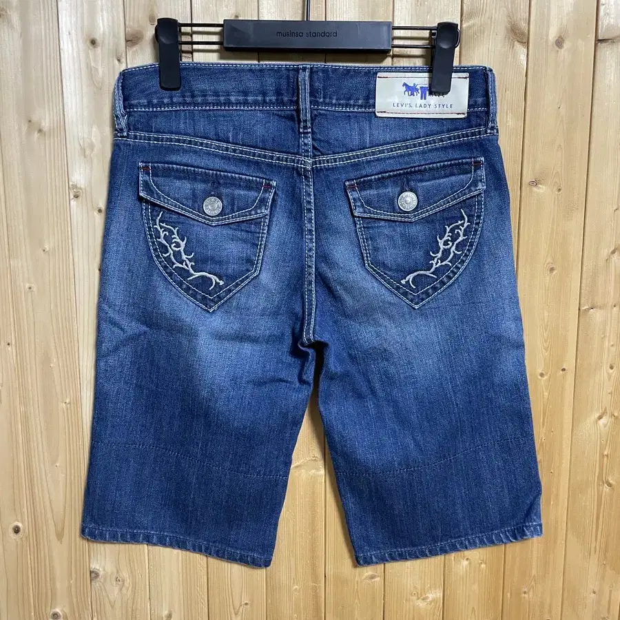 Levi's Short Pants