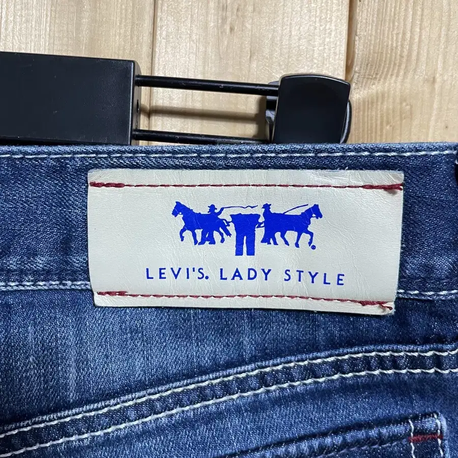 Levi's Short Pants