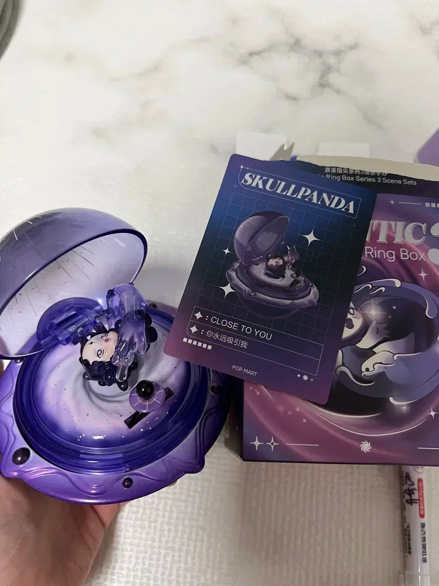 PopMart Romantic Proposal Series3 SkullPanda