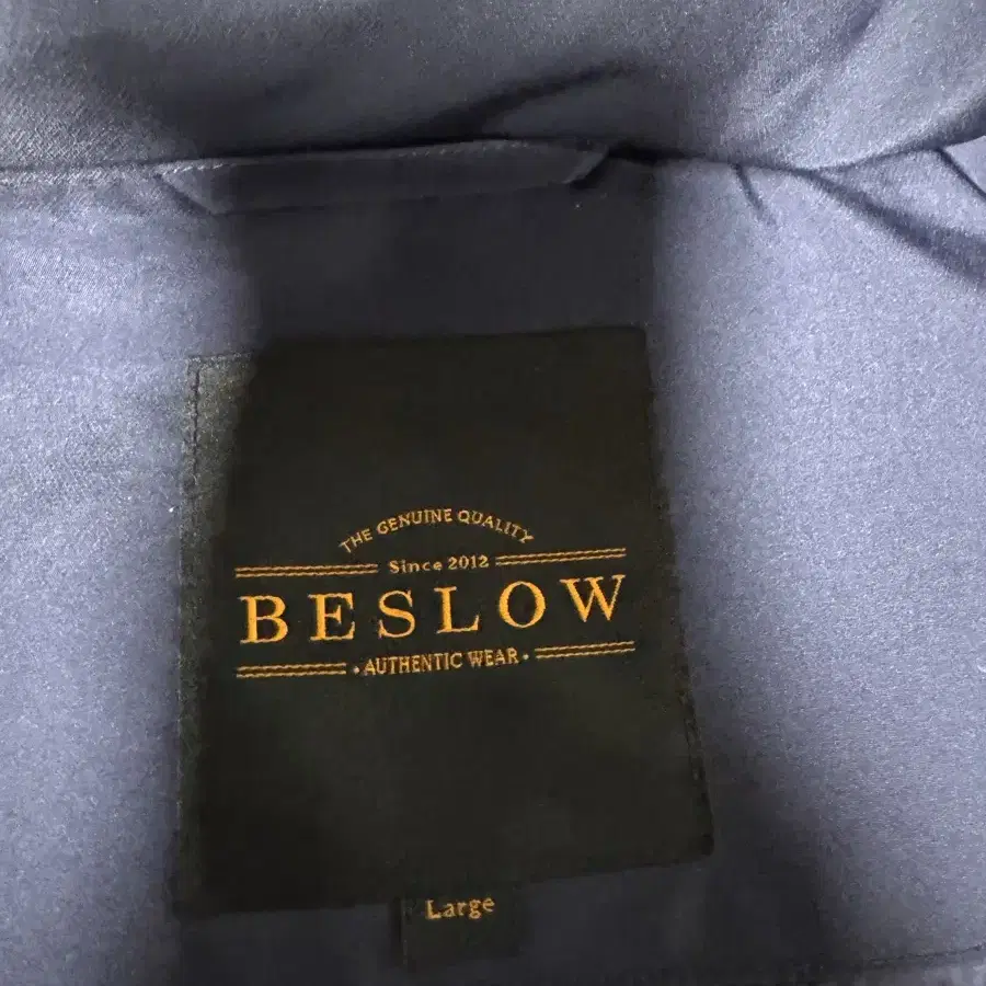 비슬로우 슬로우보이 패딩 L (실제로 xl~2xl) Beslow