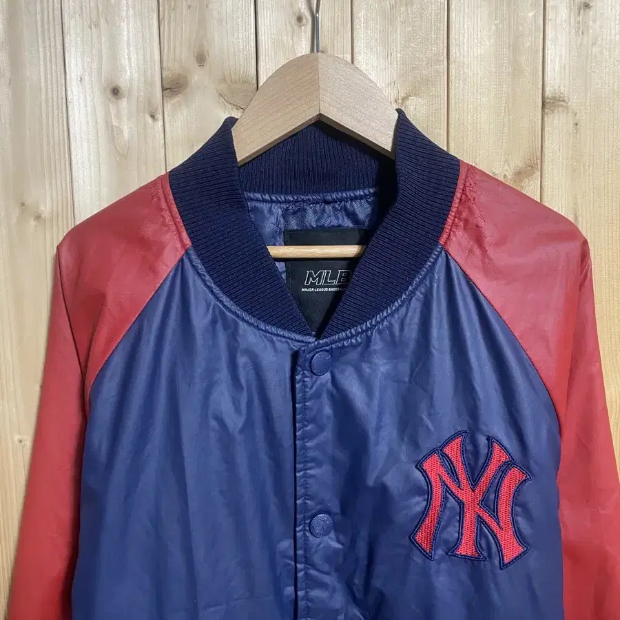 MLB VarsityWax  jacket