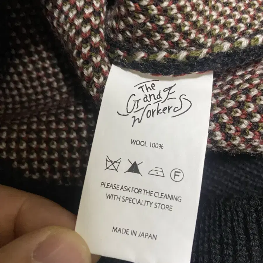 G&F Workers 일본브랜드 wool 100% 무게감 있는 스웨터