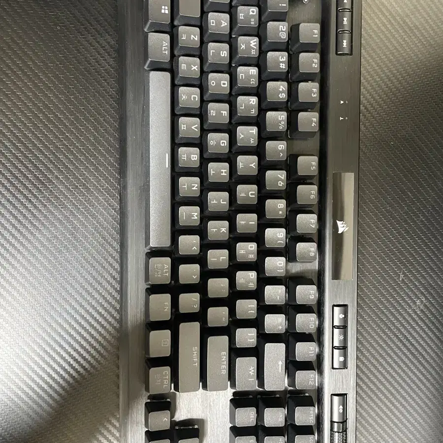 커세어 챔피언 k70 tkl 적축