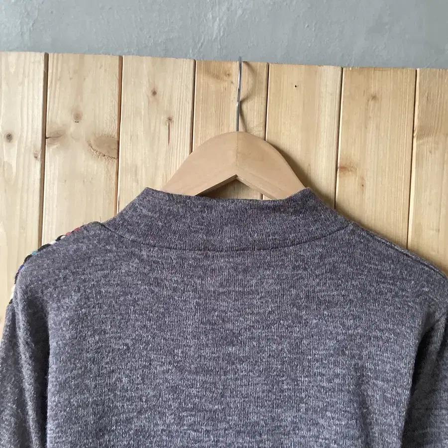 High neck Kint Sweater