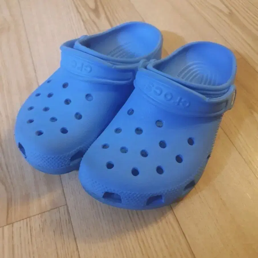 아동 크록스 Crocs (사이즈 3 5)