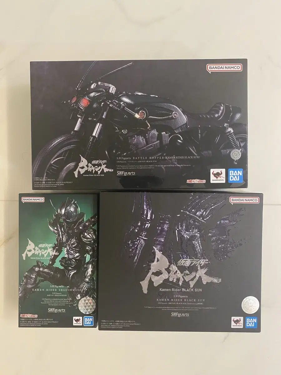 SHF 가면라이더 블랙썬+쉐도우문+배틀호퍼 판매합니다