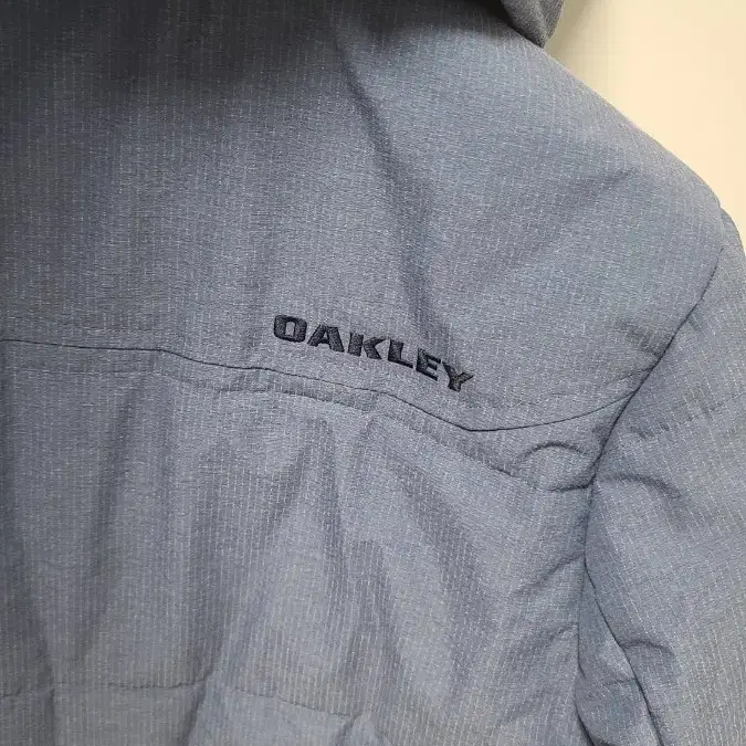 [국내배송, 당일배송] oakley 오클리 후드패딩 103 105