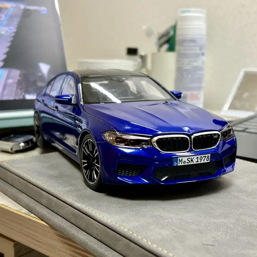 1:18 노레브 BMW F90 M5 다이캐스트