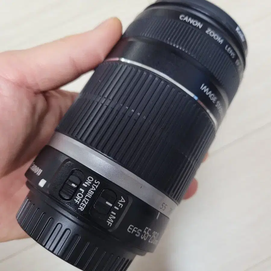 캐논 EF-S 55-250mm f4-5.6 IS 기본 헝그리 망원렌즈