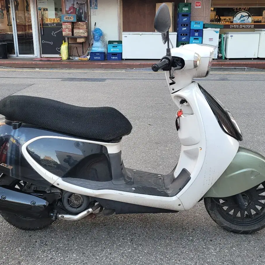 대림 아로마 125cc 스쿠터 판매합니다