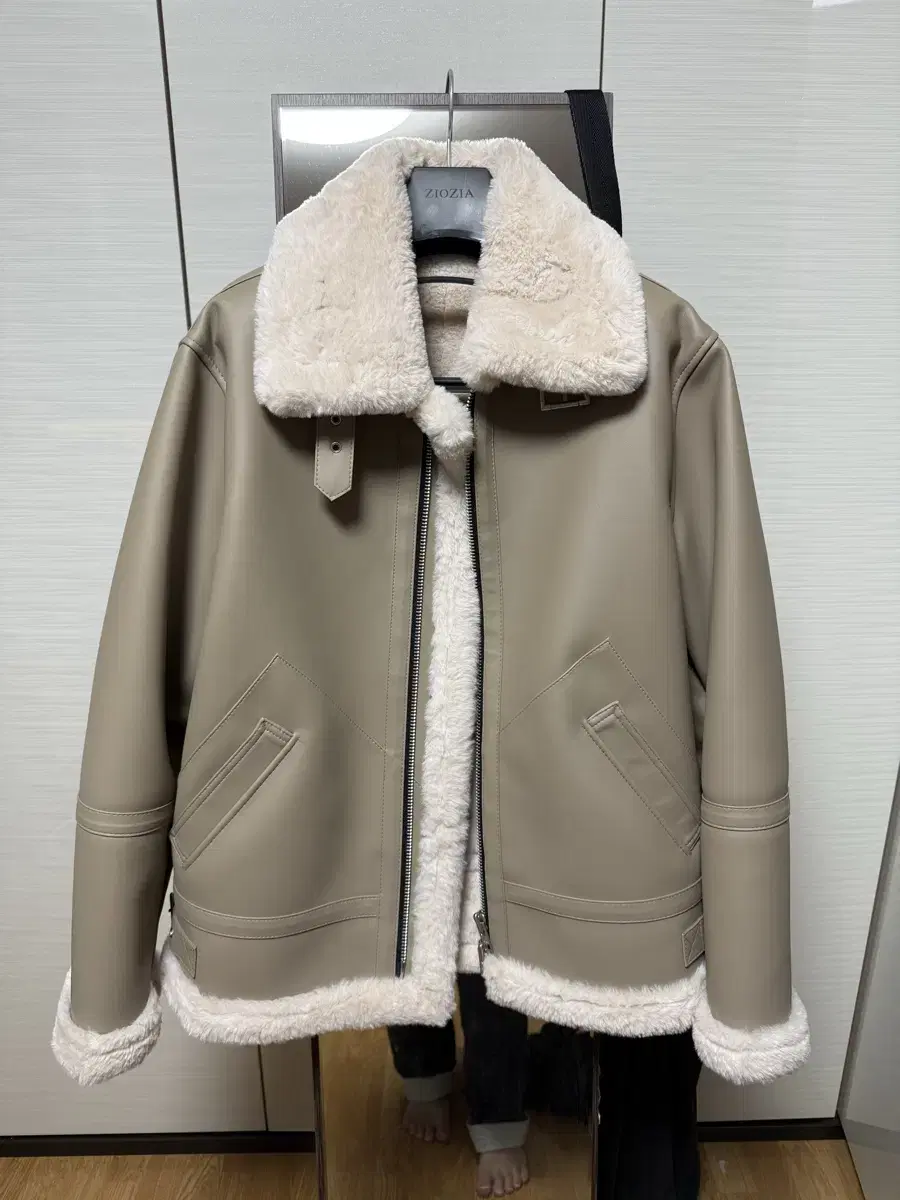 DopeJason Mustang / Solid Mutton Jacket (Low Beige)