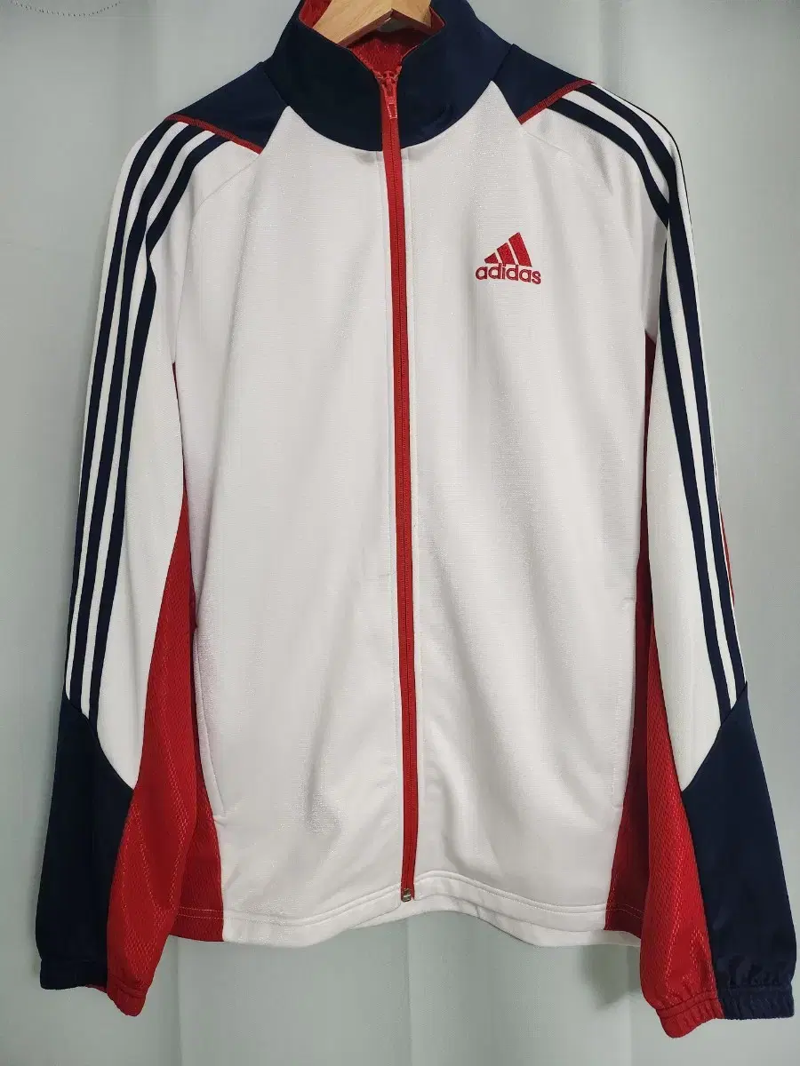 adidas Jersey size L