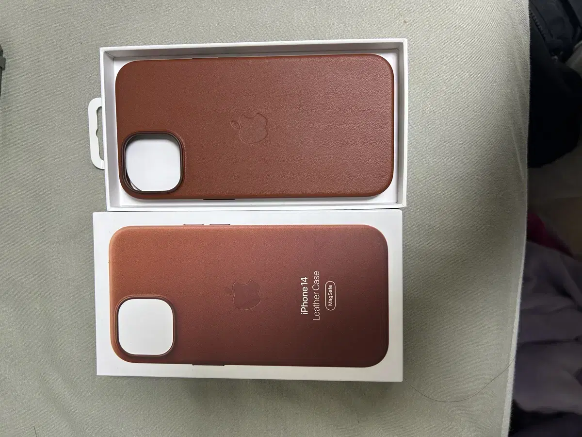 아이폰14 가죽케이스 엄버 leather case