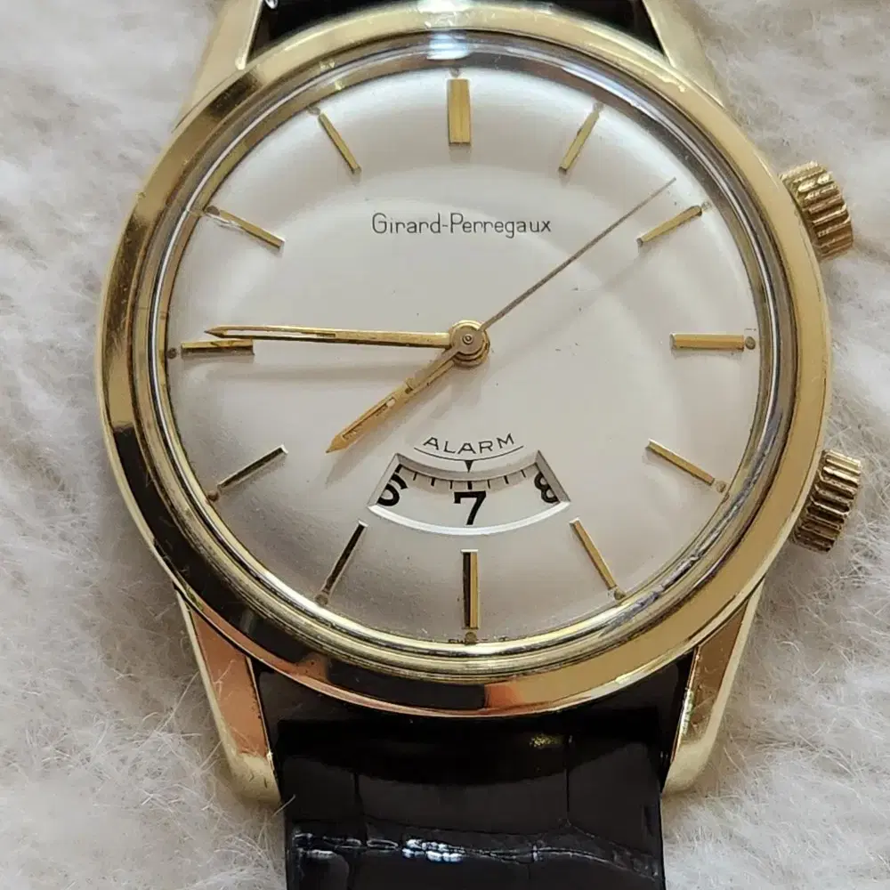 # 213 )  GIRARD PERREGAUX ALARM WATCH