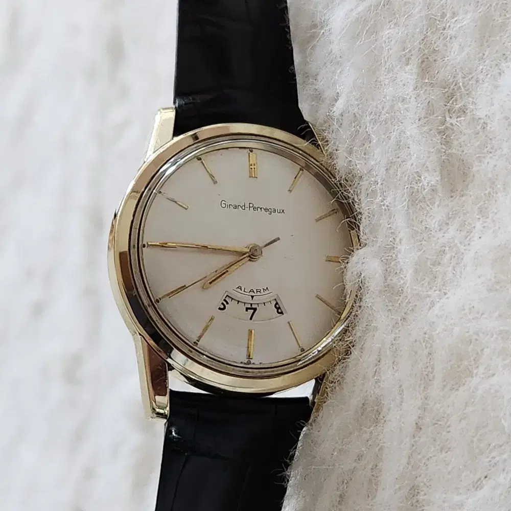 # 213 )  GIRARD PERREGAUX ALARM WATCH