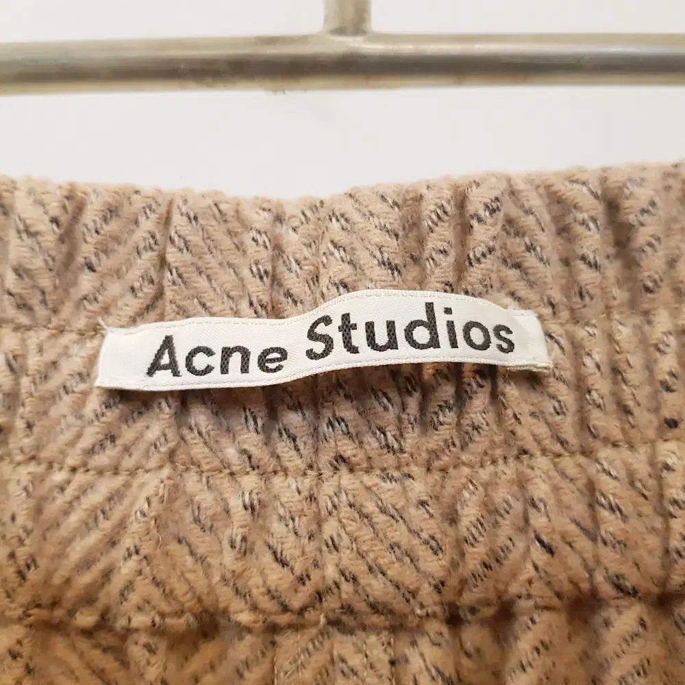 ACNE STUDIOS 아크네스튜디오 헤링본트위드 와이드배기팬츠 C382