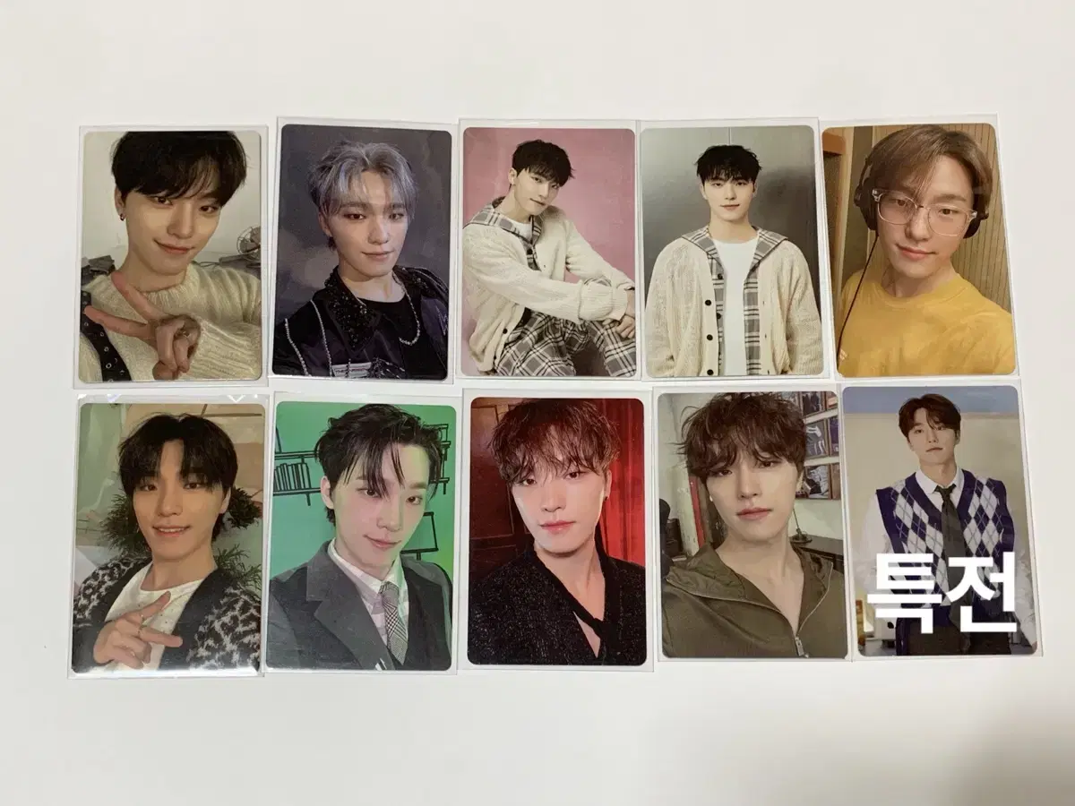 Seventeen dino photocard lee chan Photocard bulk WTS