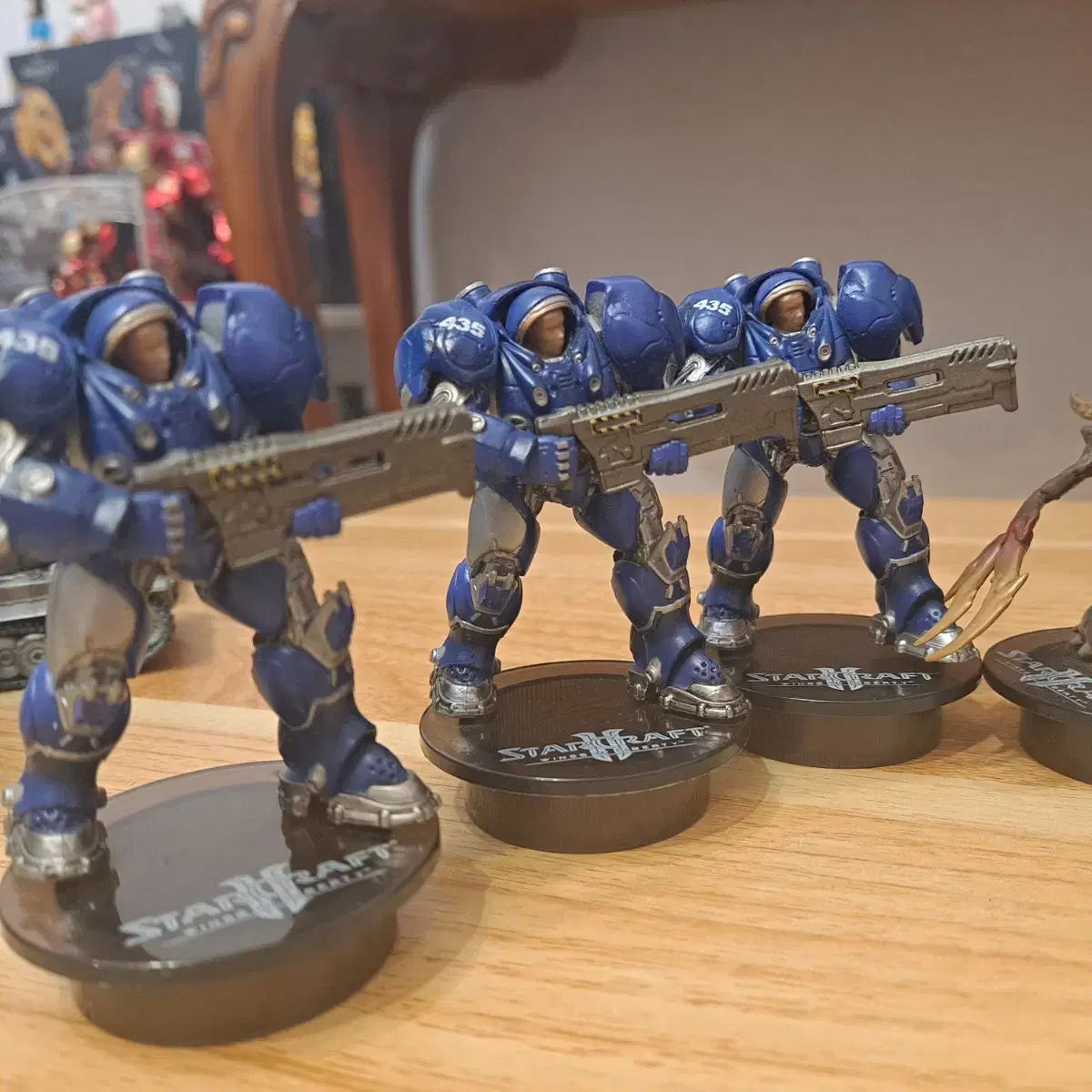 Kotobukiya Starcraft limited edition sells figure sets