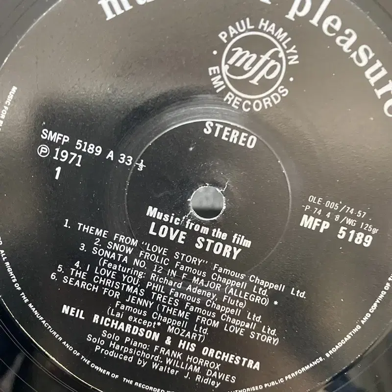 LOVE STORY LP / AA6652