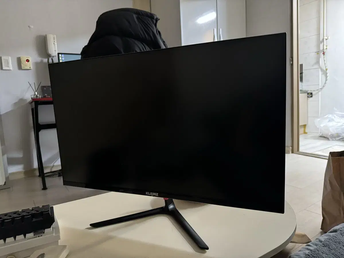 클라인즈 QHD 144hz 모니터(27인치)