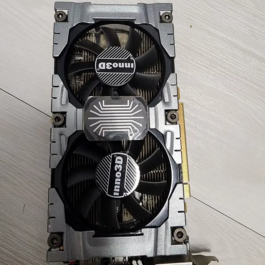 gtx660 그래픽카드 팝니다.