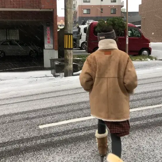 (구해요-내년2월전까지)위드아웃썸머 무스탕