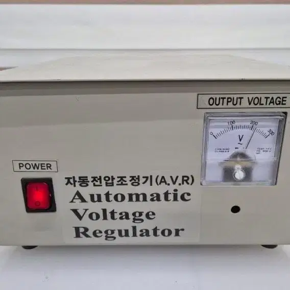 한일테크 AVR 1KVA 자동전압조정기