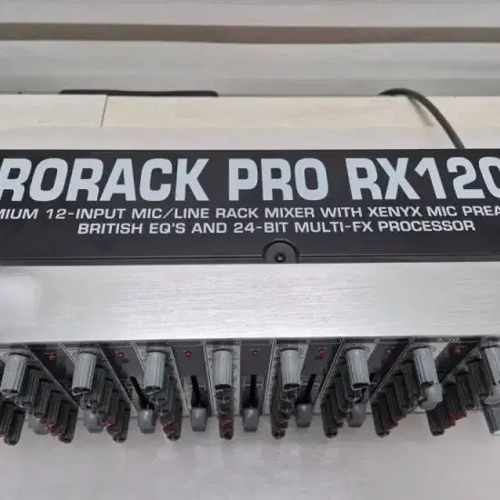 EURORACK PRO RX1202FX