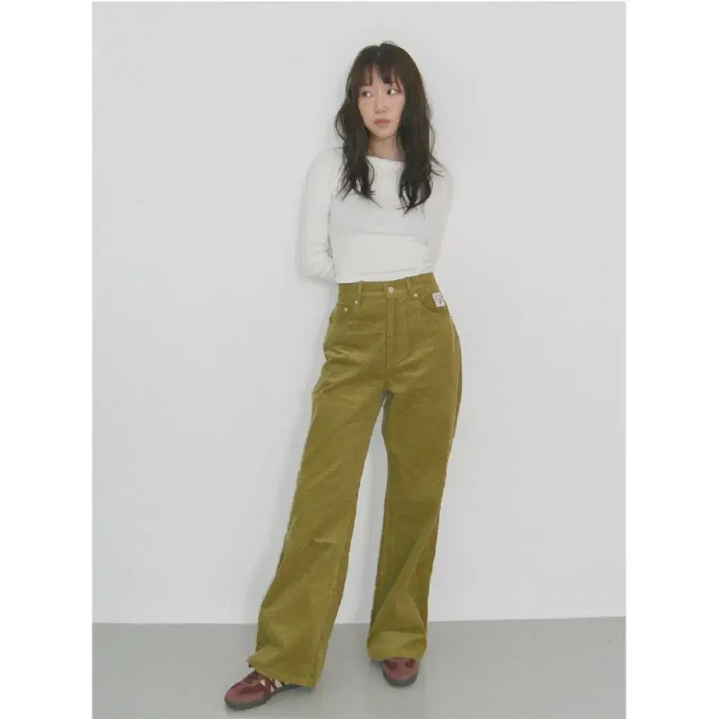 (새상품) 홈바디띵즈 High Waist Corduroy Pants