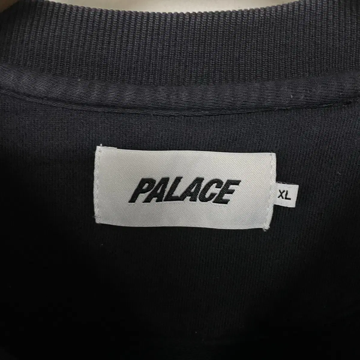 팔라스 Palace 드롭패스 크루넥 맨투맨 블랙