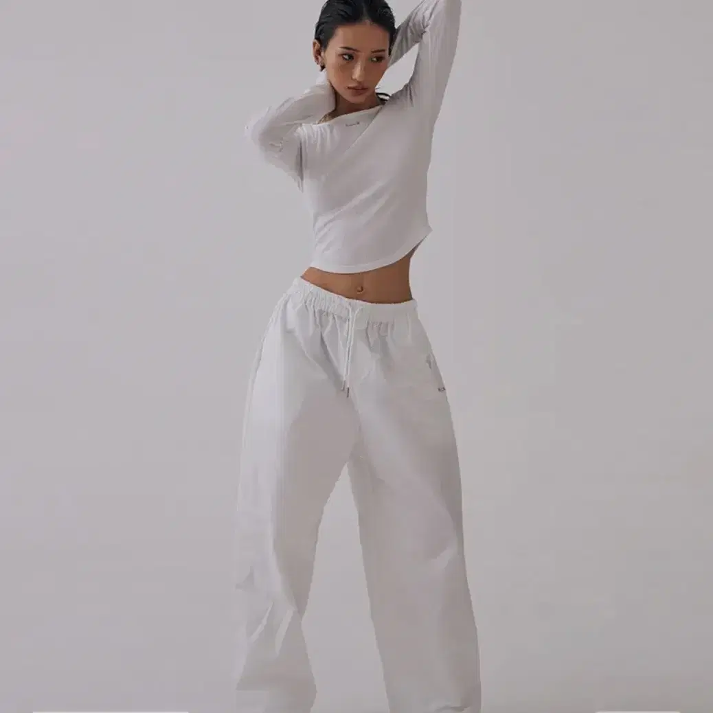 트리밍버드 Glow Nylon Jogger Pants [ White ]