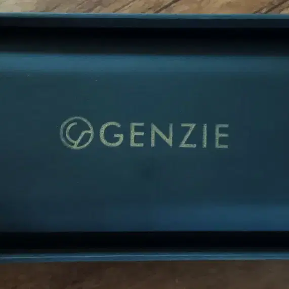 GENZIE EYEWEAR 투명뿔테안경