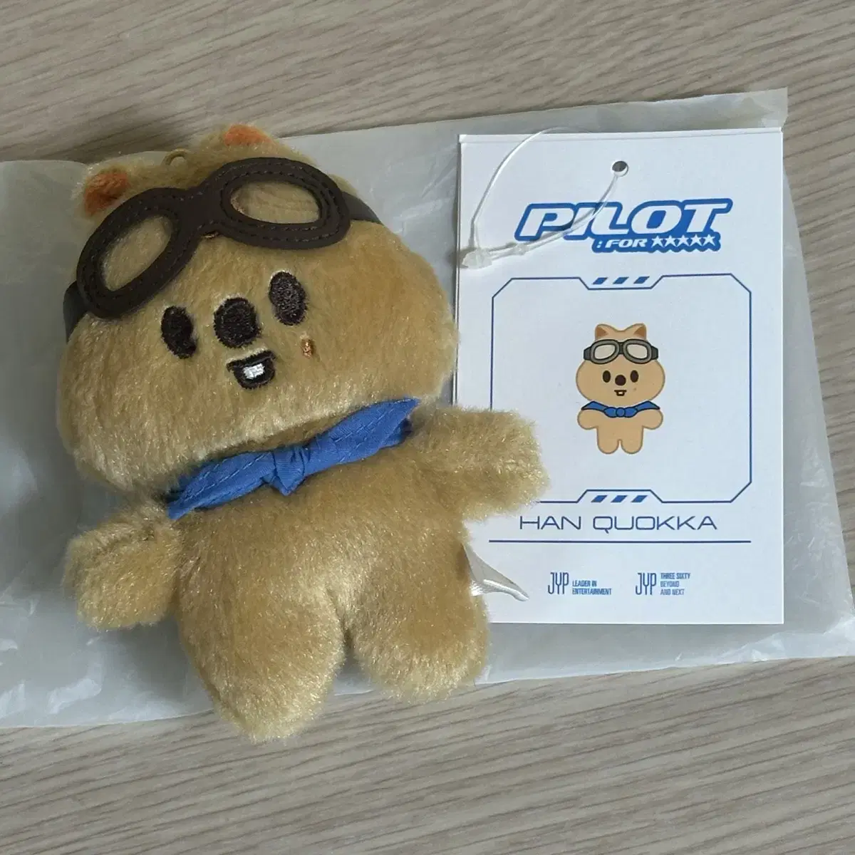 Straykids skzoo Hanqua Pilot doll WTS