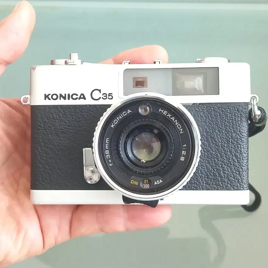 코니카 Konica C35 필름카메라