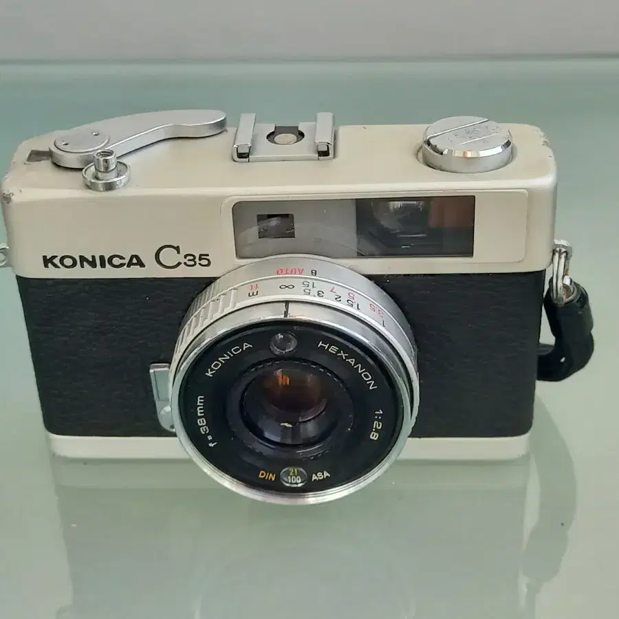 코니카 Konica C35 필름카메라