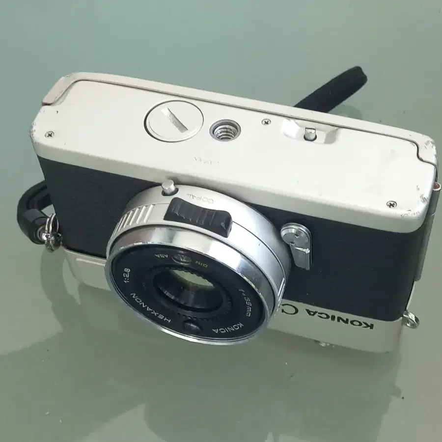 코니카 Konica C35 필름카메라