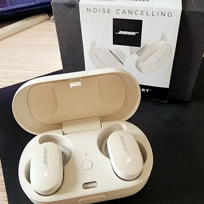 Bose QC Earbuds 1 보스 QC 이어버드 1 판매합니다.