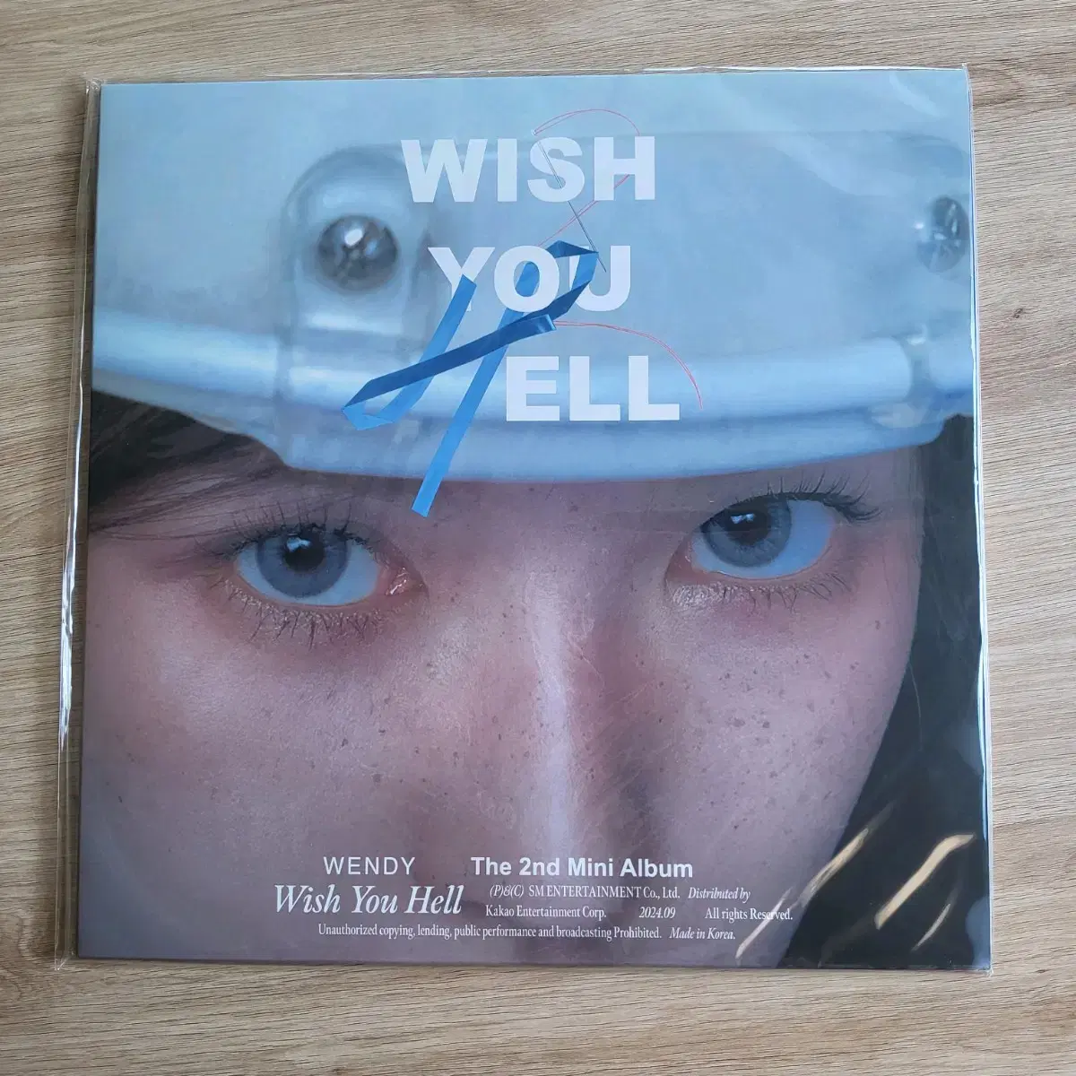 웬디 WENDY 미니앨범 2집 Wish You Hell 클리어컬러 LP