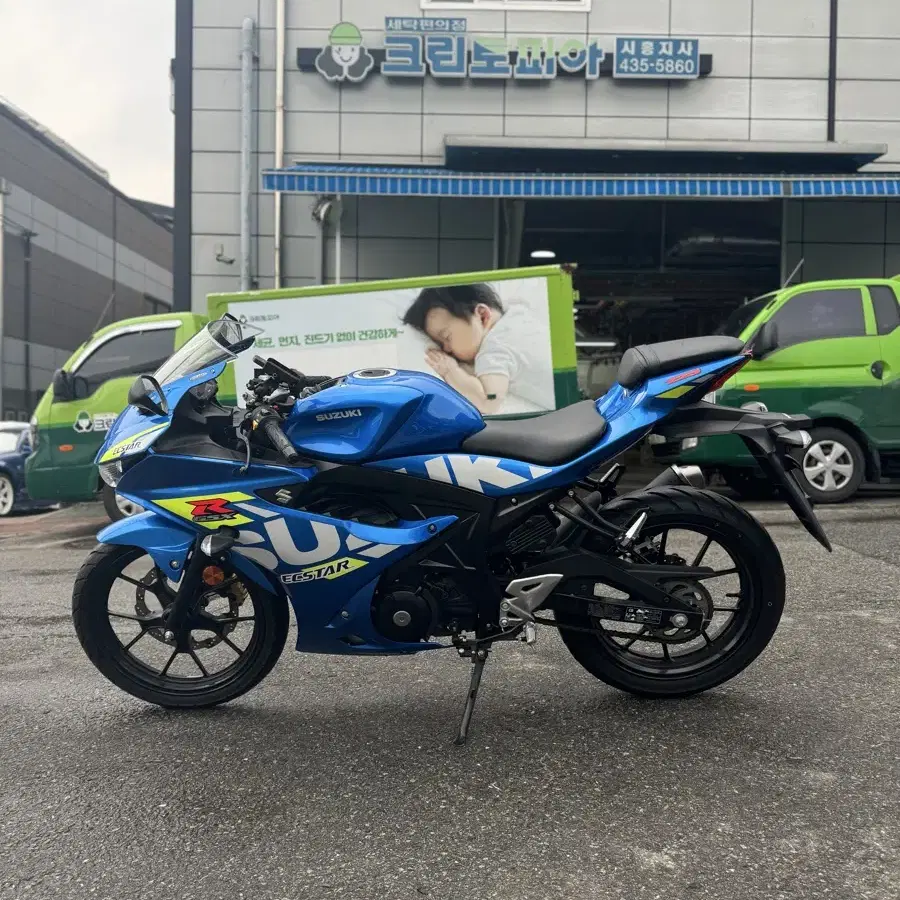 특가!! gsx-r 125 23년식 4천키로 전국 최저가 판매!!