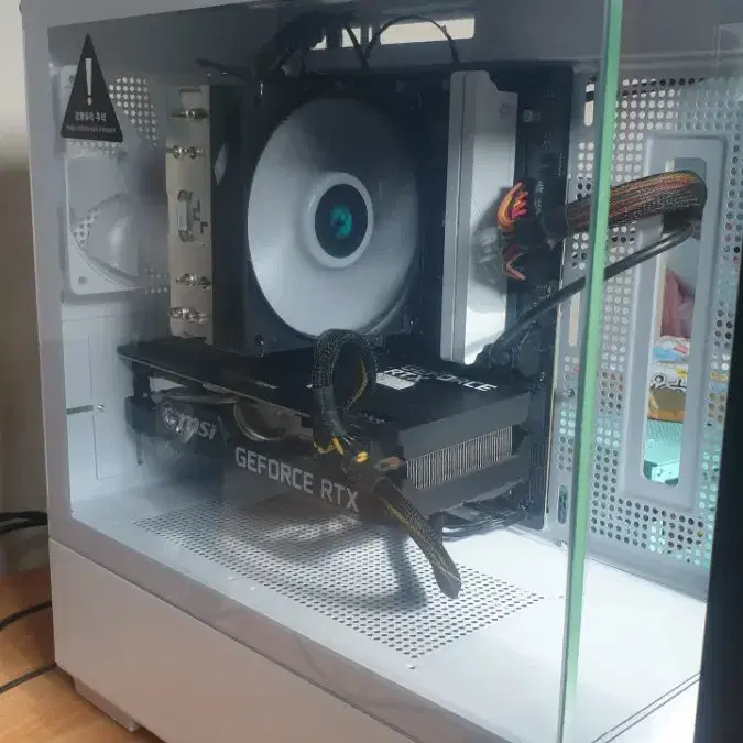 RTX3060TI 의 라이젠 7500f 본체