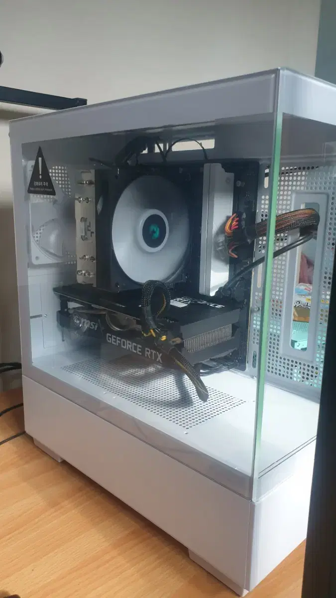 RTX3060TI 의 라이젠 7500f 본체