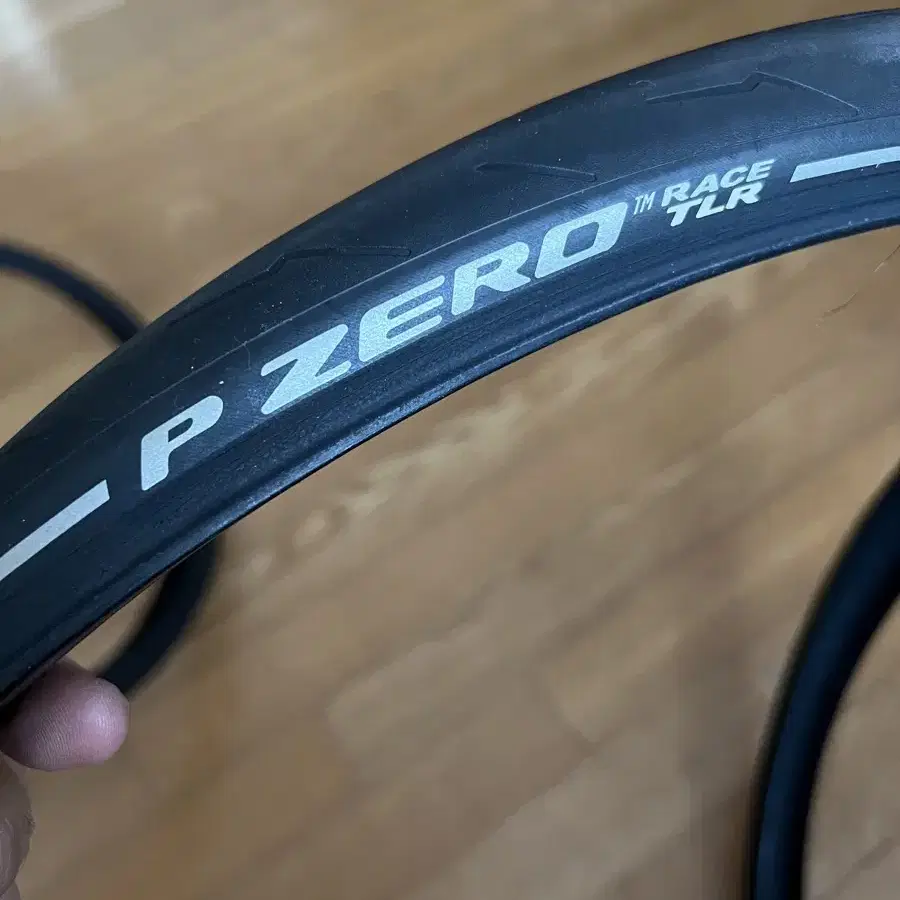 피렐리 P ZERO RACE TLR 700x28c - 2개 ,