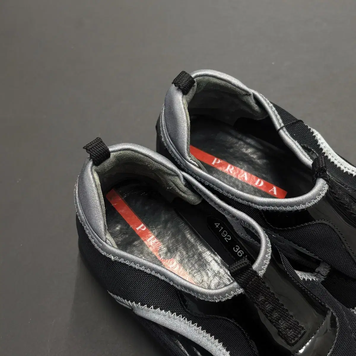 PRADA SPORTS slip-ons 프라다 슬립온