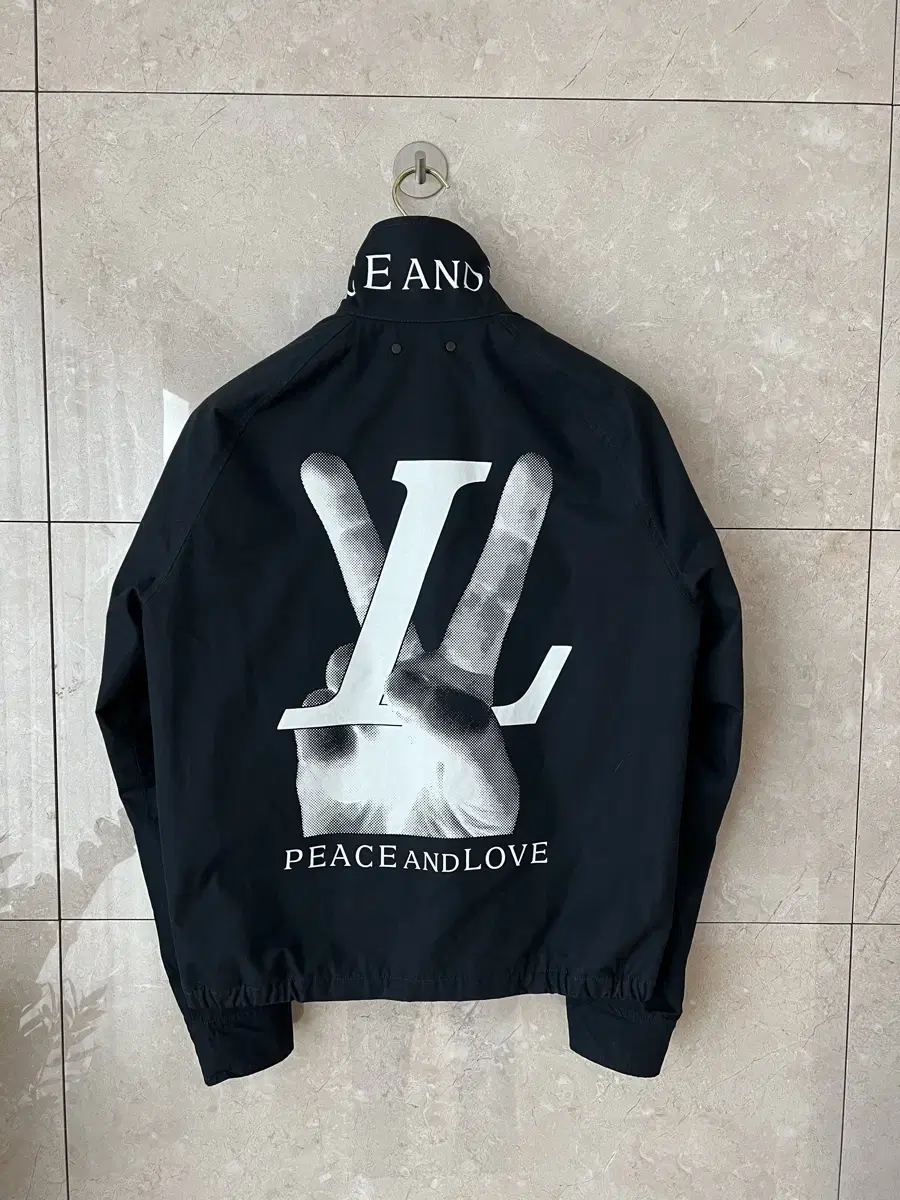 (46) Louis Vuitton Peace & Love Jacket