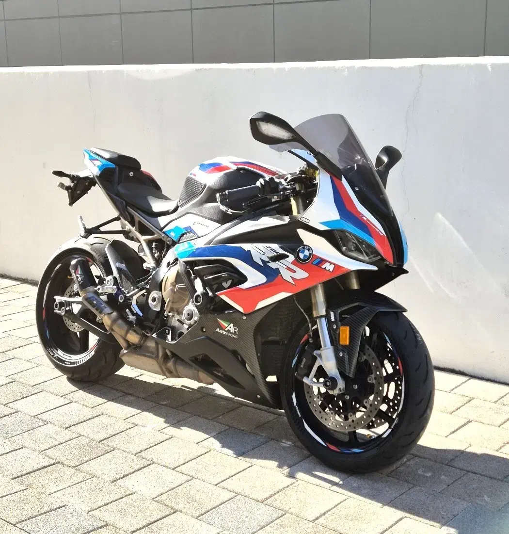 2022년식 2만키로 BMW S1000RR M튜닝 판매합니다.