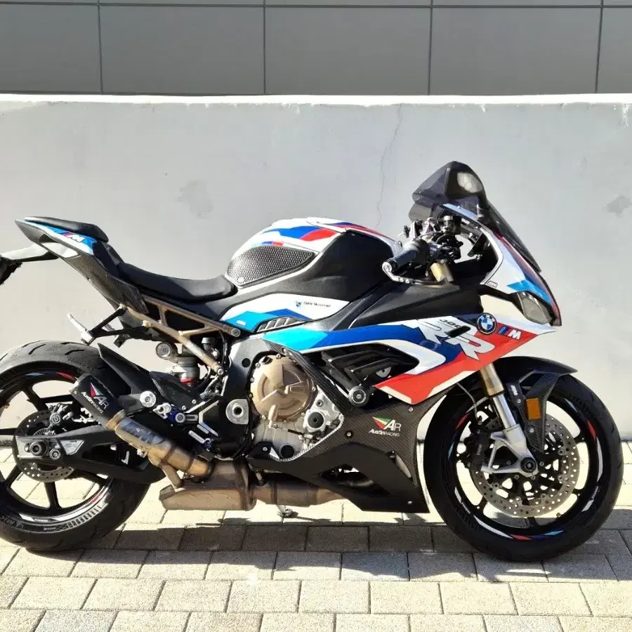 2022년식 2만키로 BMW S1000RR M튜닝 판매합니다.