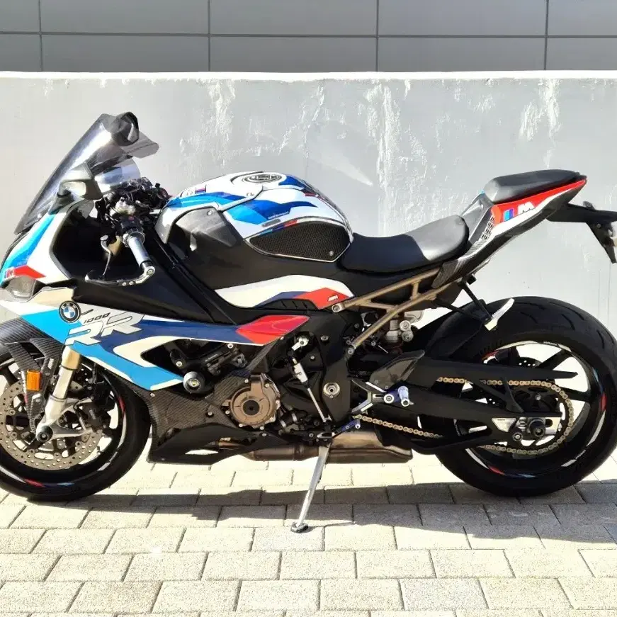 2022년식 2만키로 BMW S1000RR M튜닝 판매합니다.